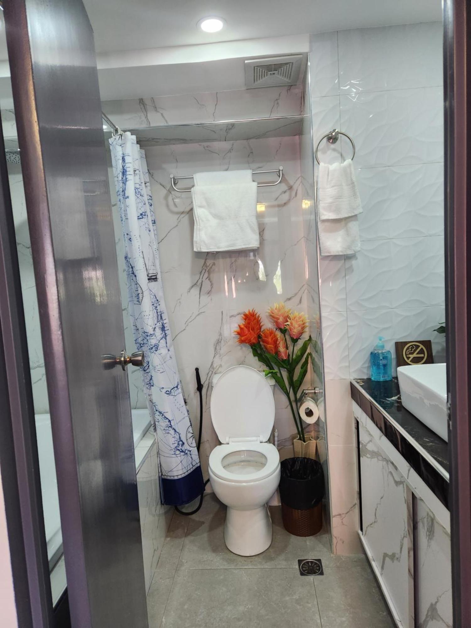 Condo Azur Suites B207 Near Airport, Netflix, Stylish, Cozy With Swimming Pool Lapu-Lapu City Exterior photo